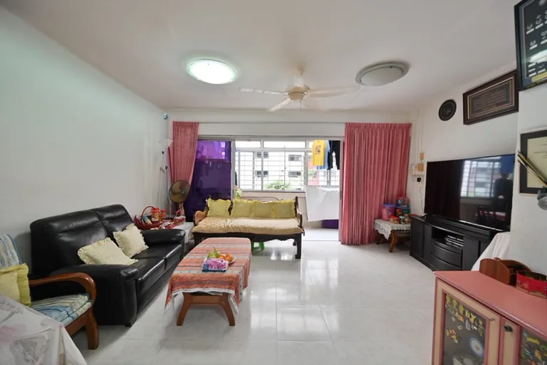 556 Jurong West St 42 image 1 of 10