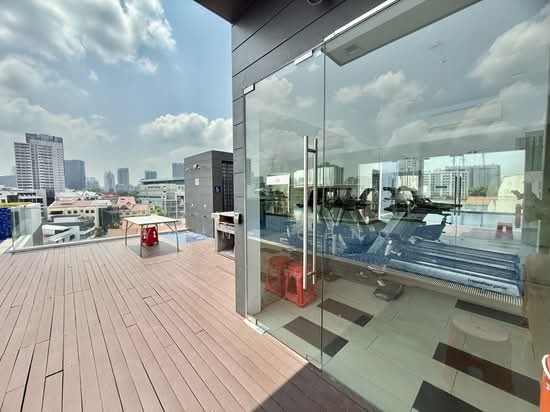 8 Farrer Suites photo 2