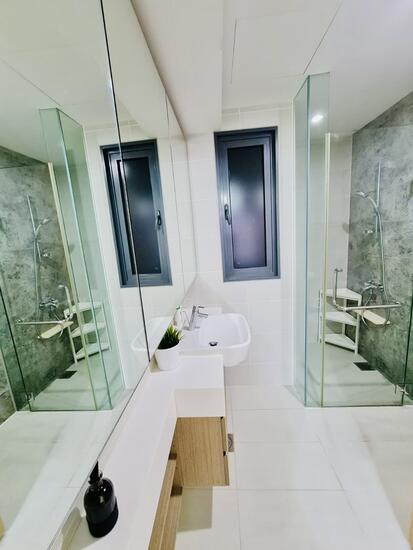 The Lakefront Residences photo 4