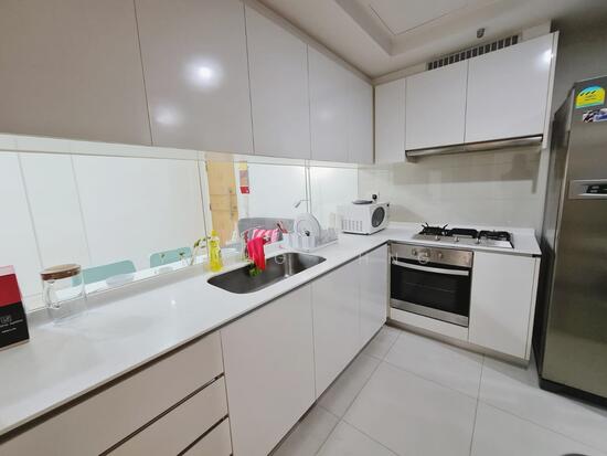 The Lakefront Residences photo 6
