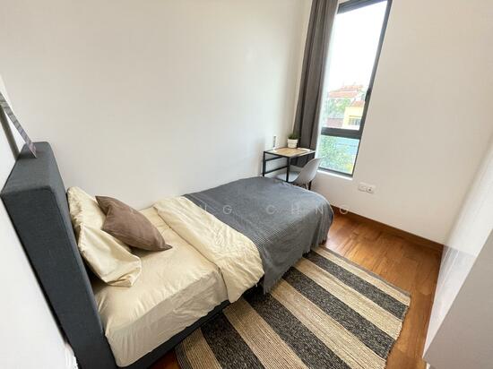 183 Longhaus photo 2