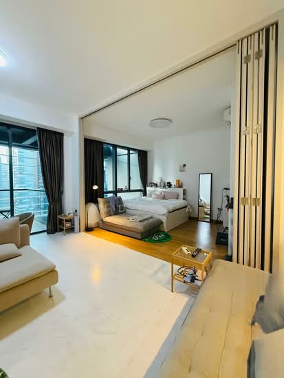 Marina One Residences image 1 of 5
