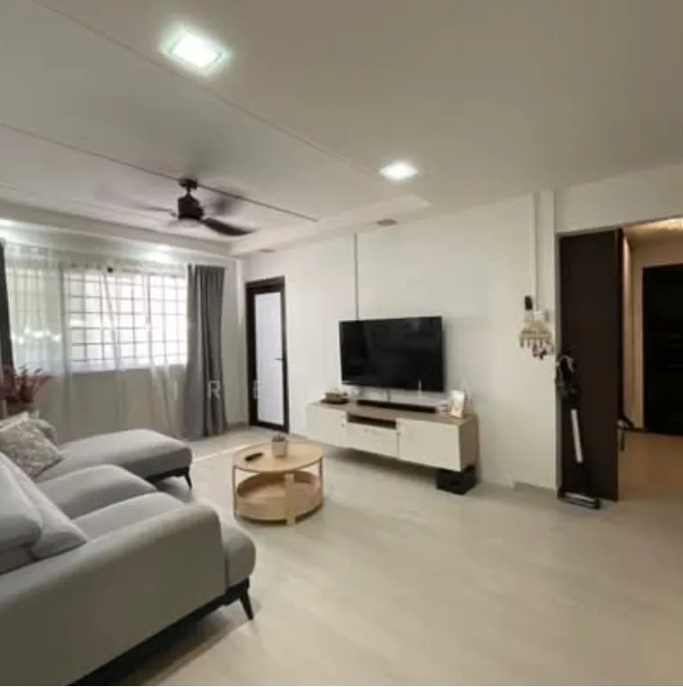 409 Pasir Ris Dr 6 image 1 of 5