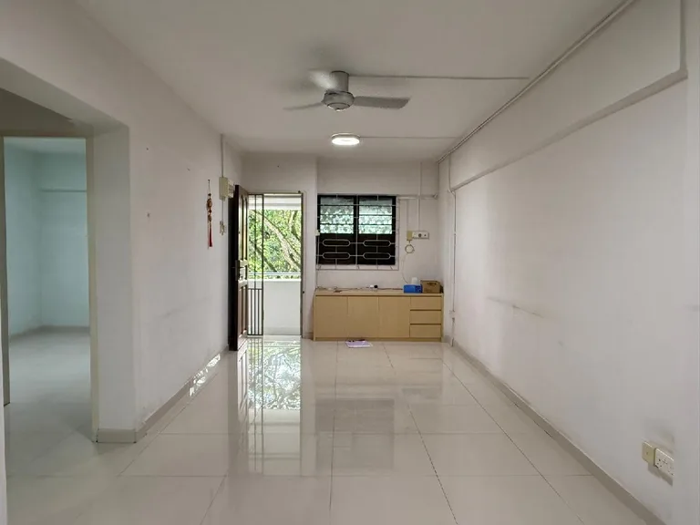 223 Ang Mo Kio Ave 1 image 1 of 8