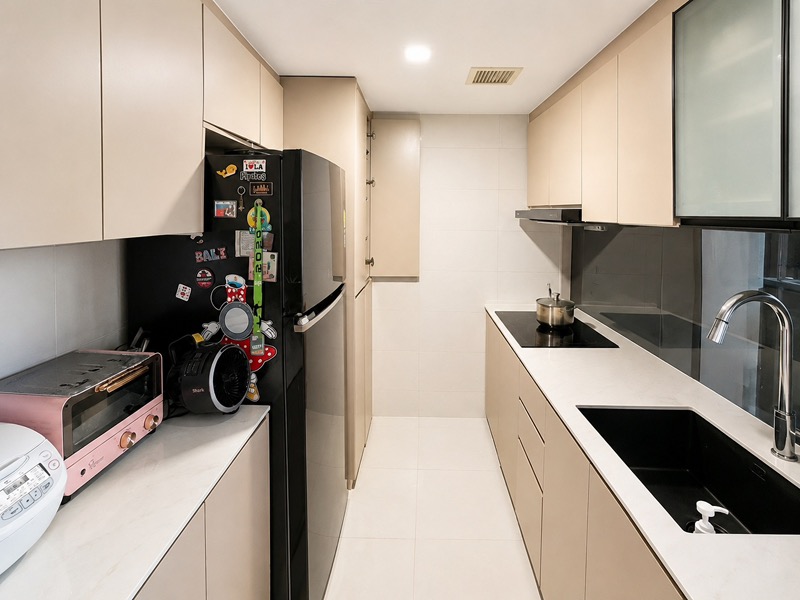 The Lakefront Residences photo 4
