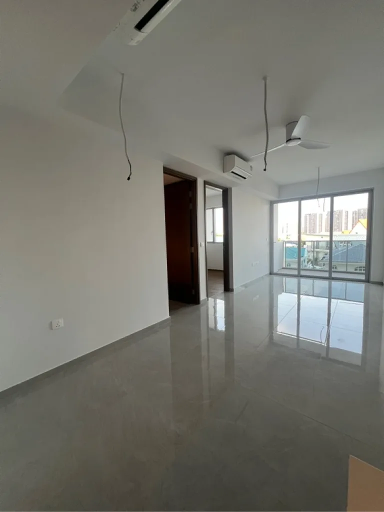 Grand Dunman image 1 of 10