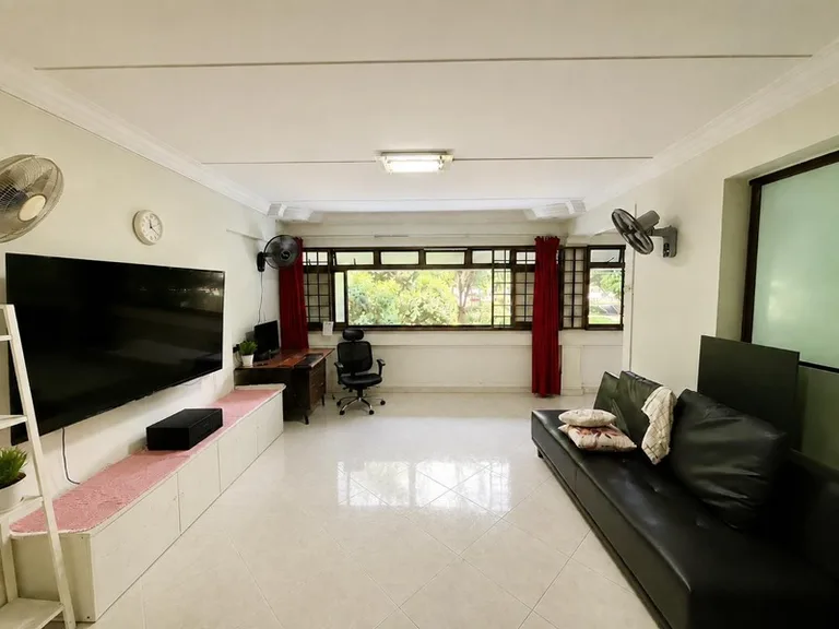 273 Toh Guan Rd image 1 of 7
