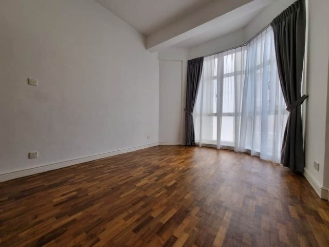Leonie Condotel photo 3