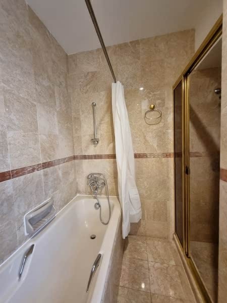 Leonie Condotel photo 5