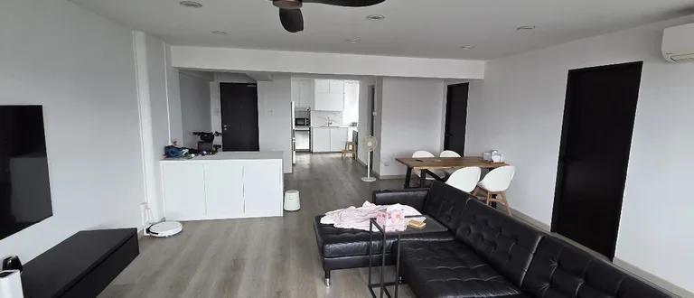 547 Hougang St 51 image 1 of 4