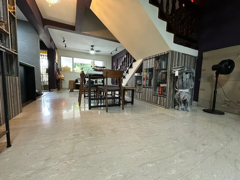 108 Jln Rajah image 1 of 10
