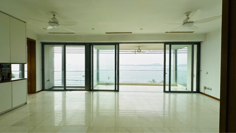 The Oceanfront @ Sentosa Cove
