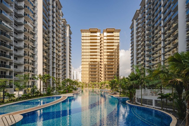 Grand Dunman image 1 of 10