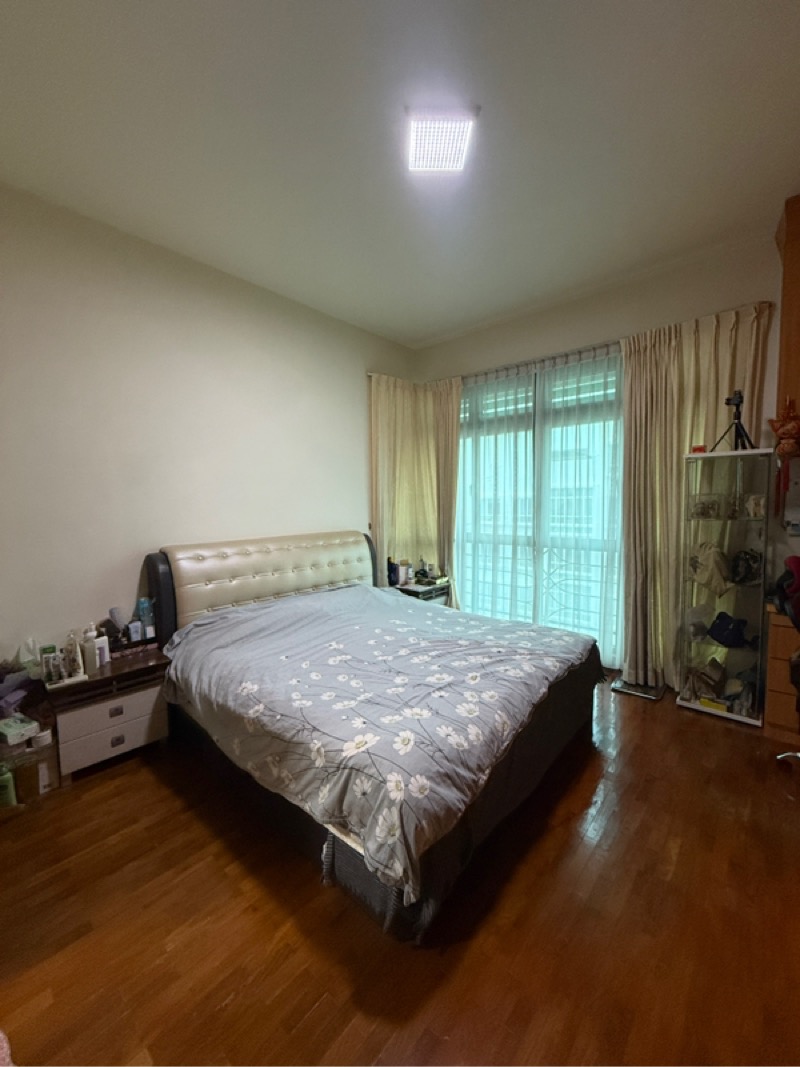 Sims Residences photo 3