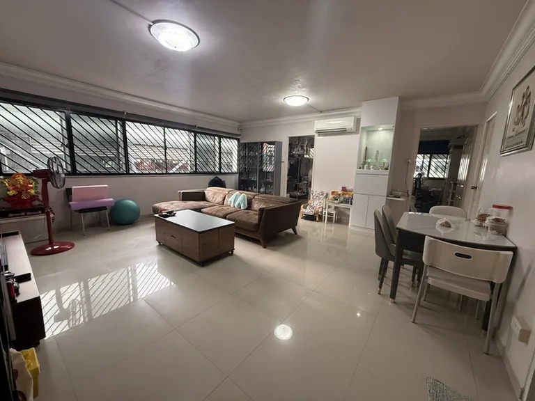 408 Choa Chu Kang Ave 3 image 1 of 9