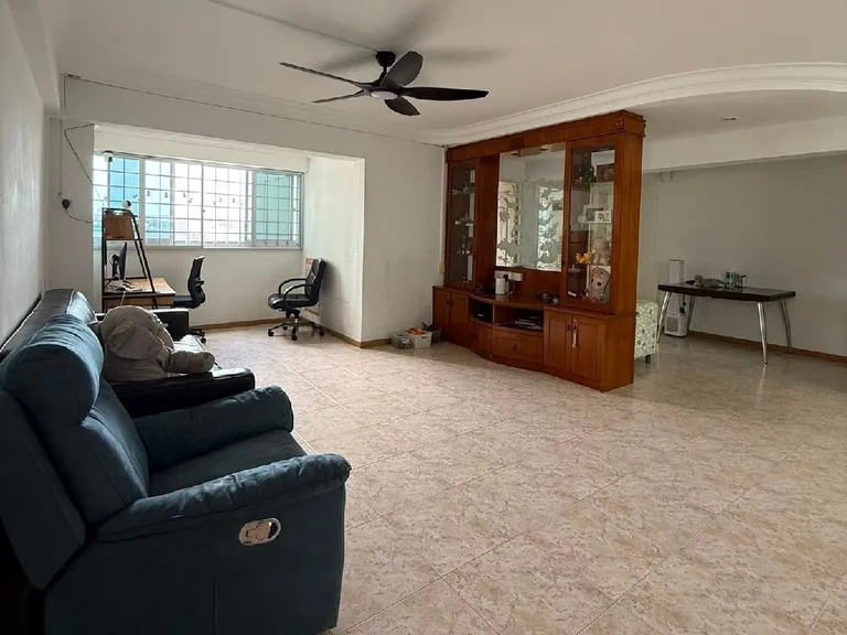 257 Serangoon Ctrl Dr image 1 of 9
