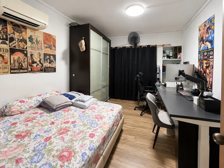 669C Jurong West St 64 image 1 of 3