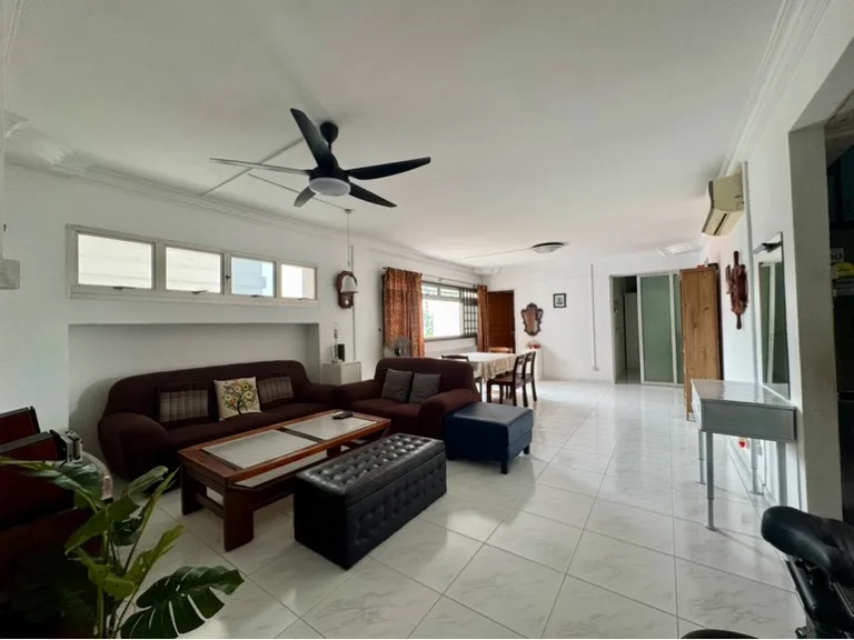 502 Choa Chu Kang St 51 image 1 of 6