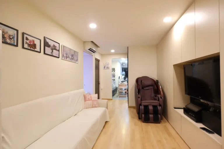 851 Tampines St 83 image 1 of 10