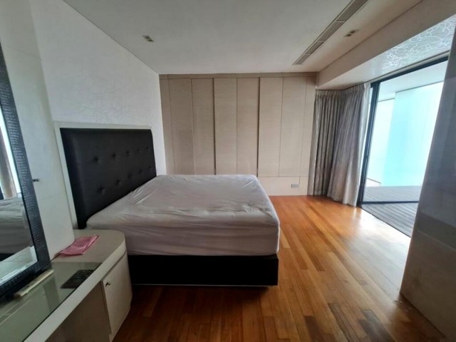 Skypark @ Somerset photo 2