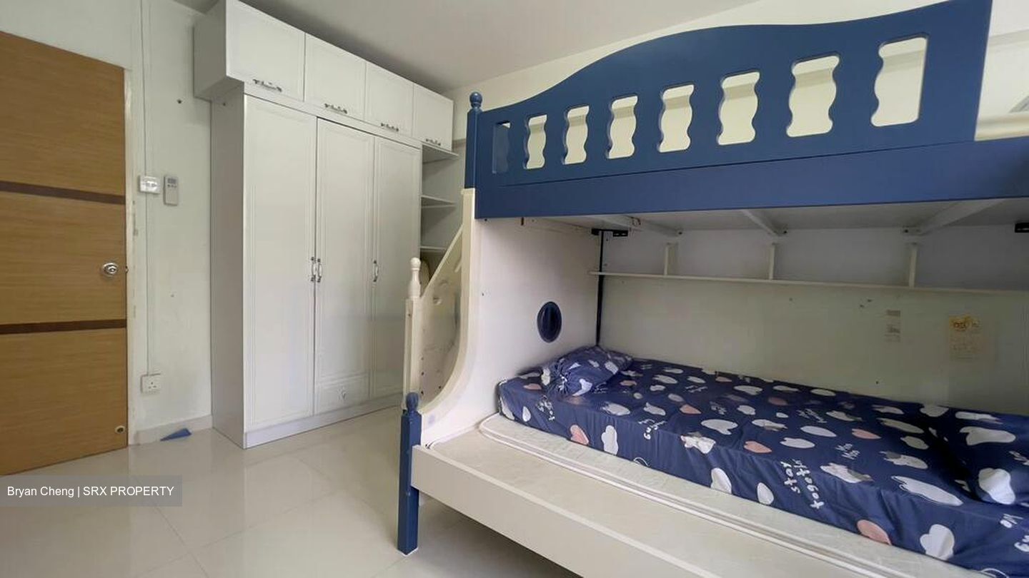 Blk 209 Yishun Palm Spring (Yishun), HDB 5 Rooms - For Rent photo 2