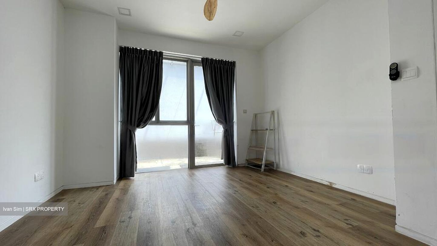 The Trumps (D14), Condominium - For Sale photo 3