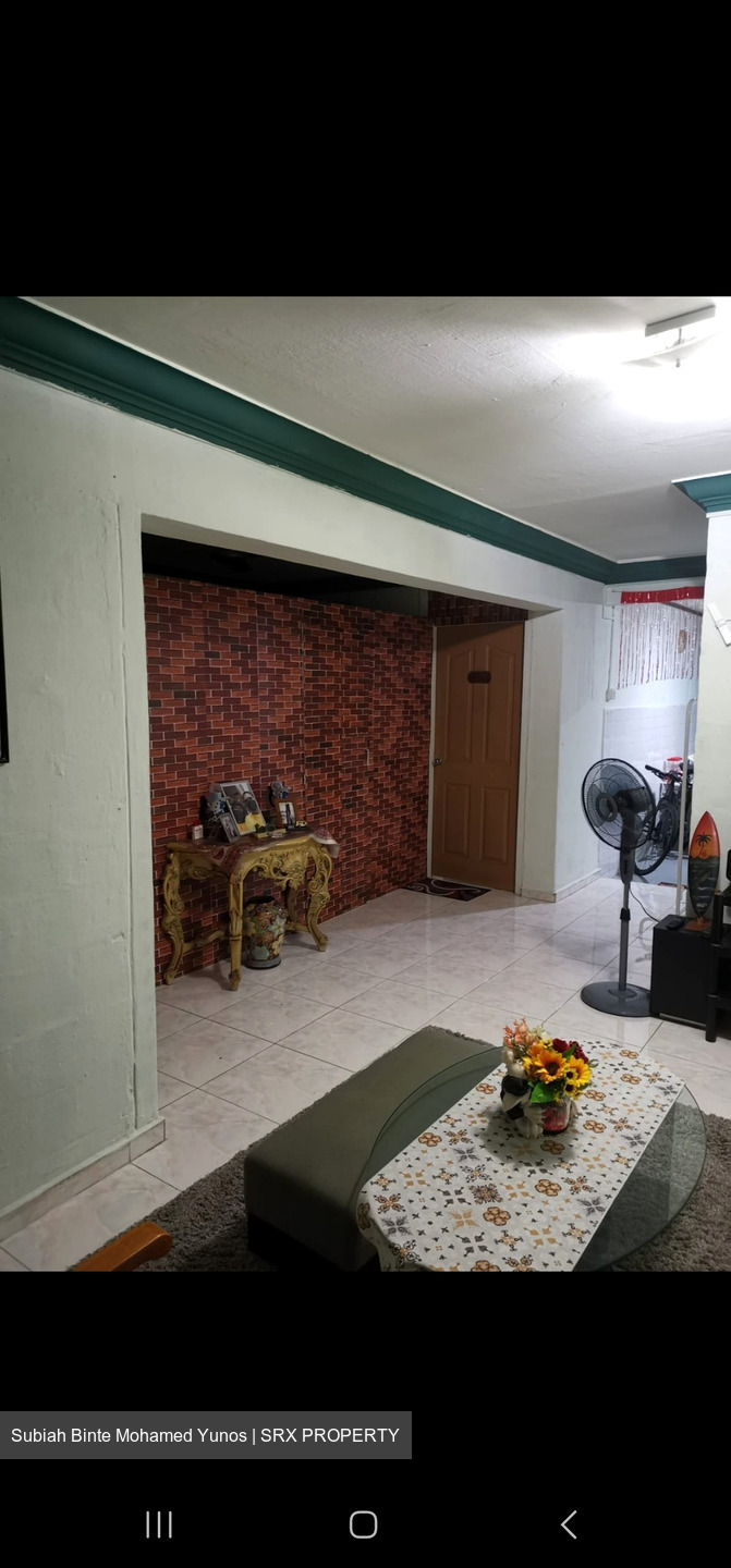 Blk 203 Bedok Town Centre (Bedok), HDB 3 Rooms - For Sale photo 2