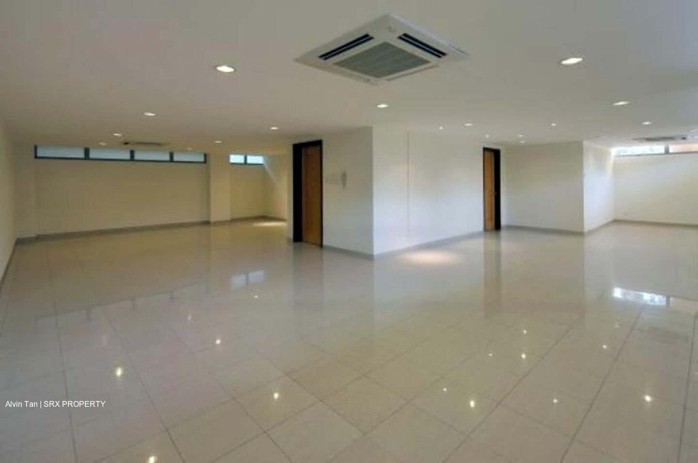 Villas Holland (D10), Detached - For Rent photo 2
