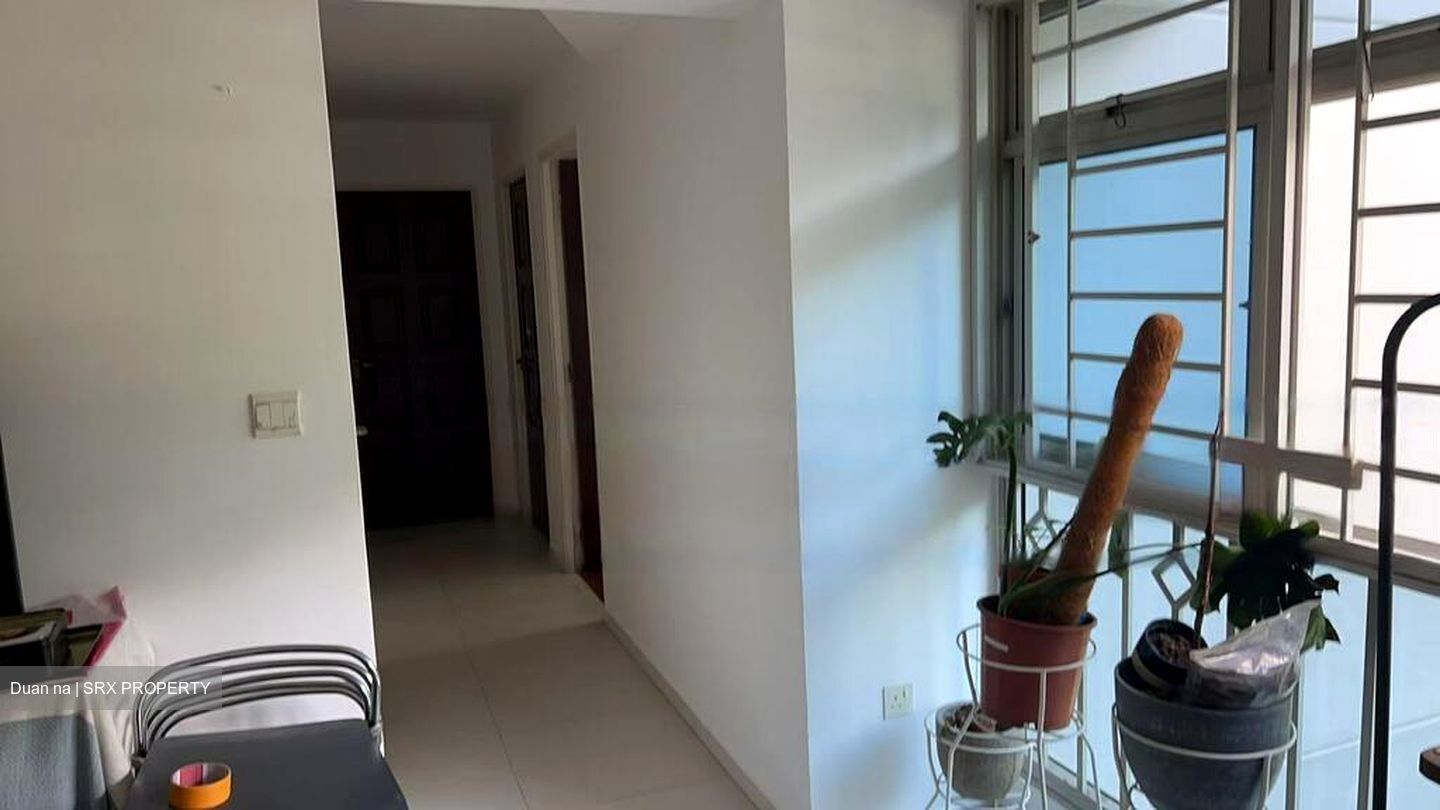 Blk 49 Forfar Heights (Queenstown), HDB 4 Rooms - For Sale photo 3