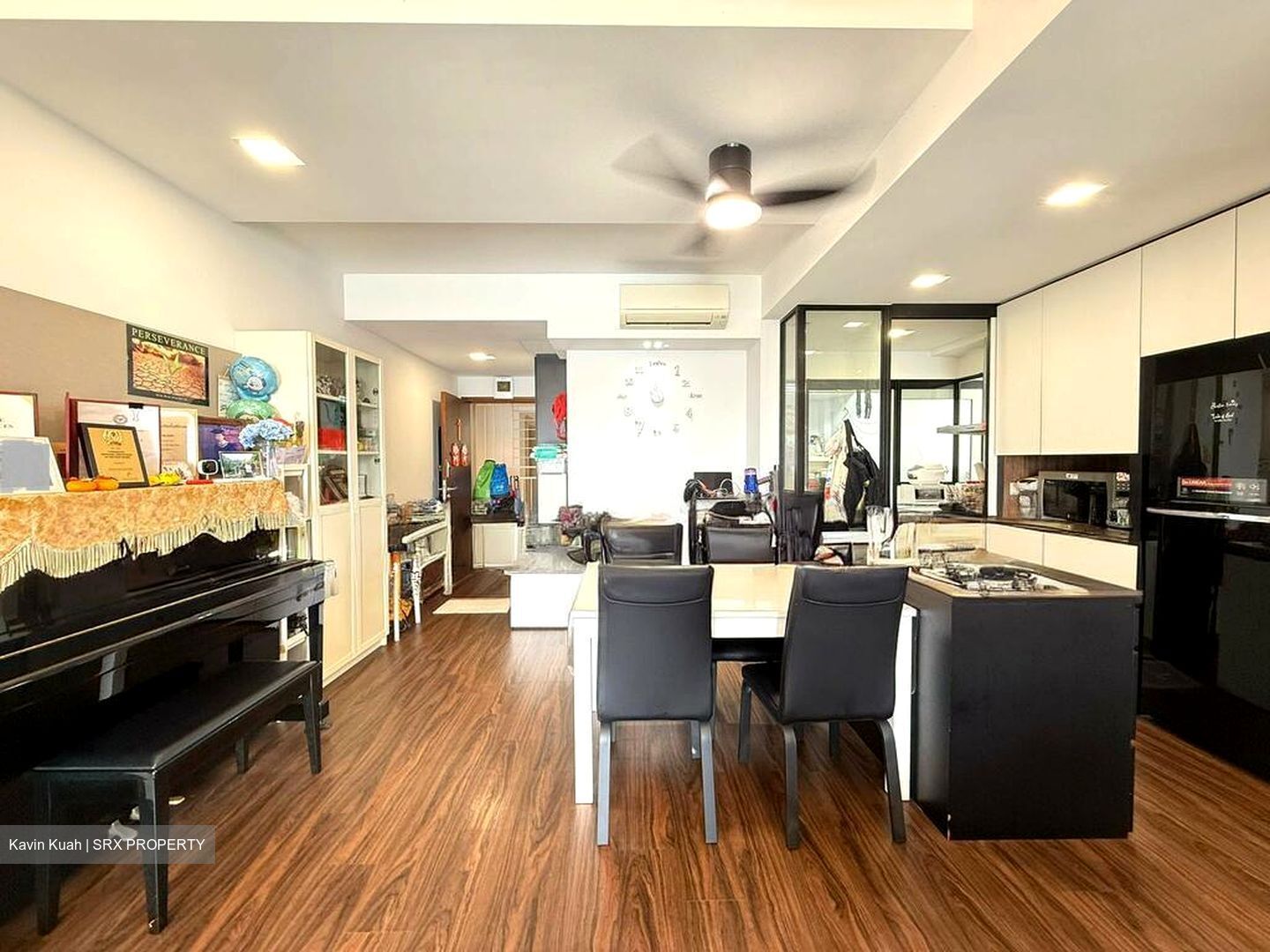The Esparis (D18), Condominium - For Sale photo 6