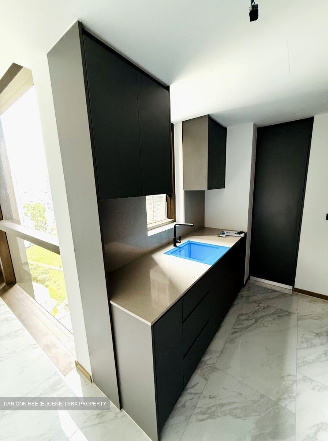 The Landmark (D3), Condominium - For Sale photo 6