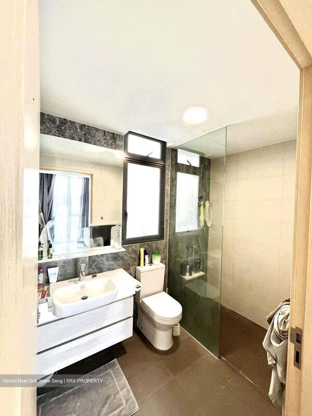The Luxurie (D19), Condominium - For Sale photo 4