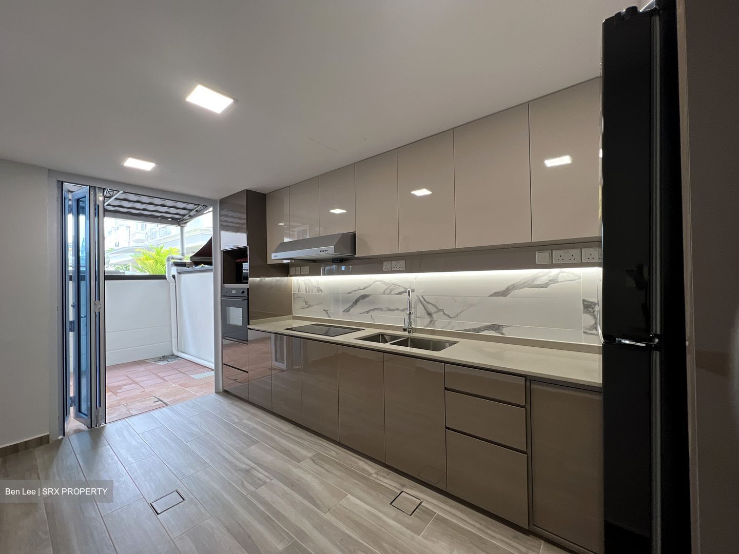 Burgundy Hill (D23), Semi-Detached - For Rent photo 2