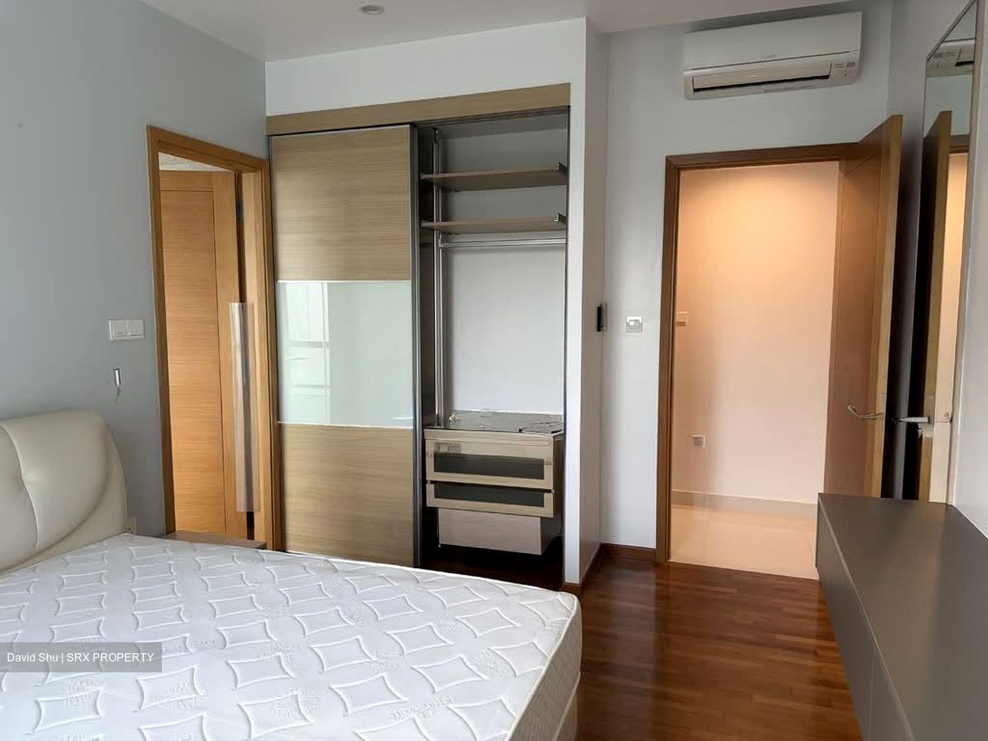 The Infiniti (D5), Condominium - For Rent photo 2