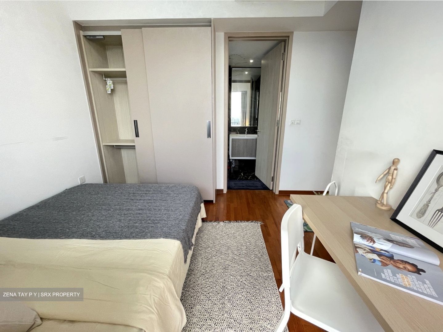 J Gateway (D22), Condominium - For Rent photo 3