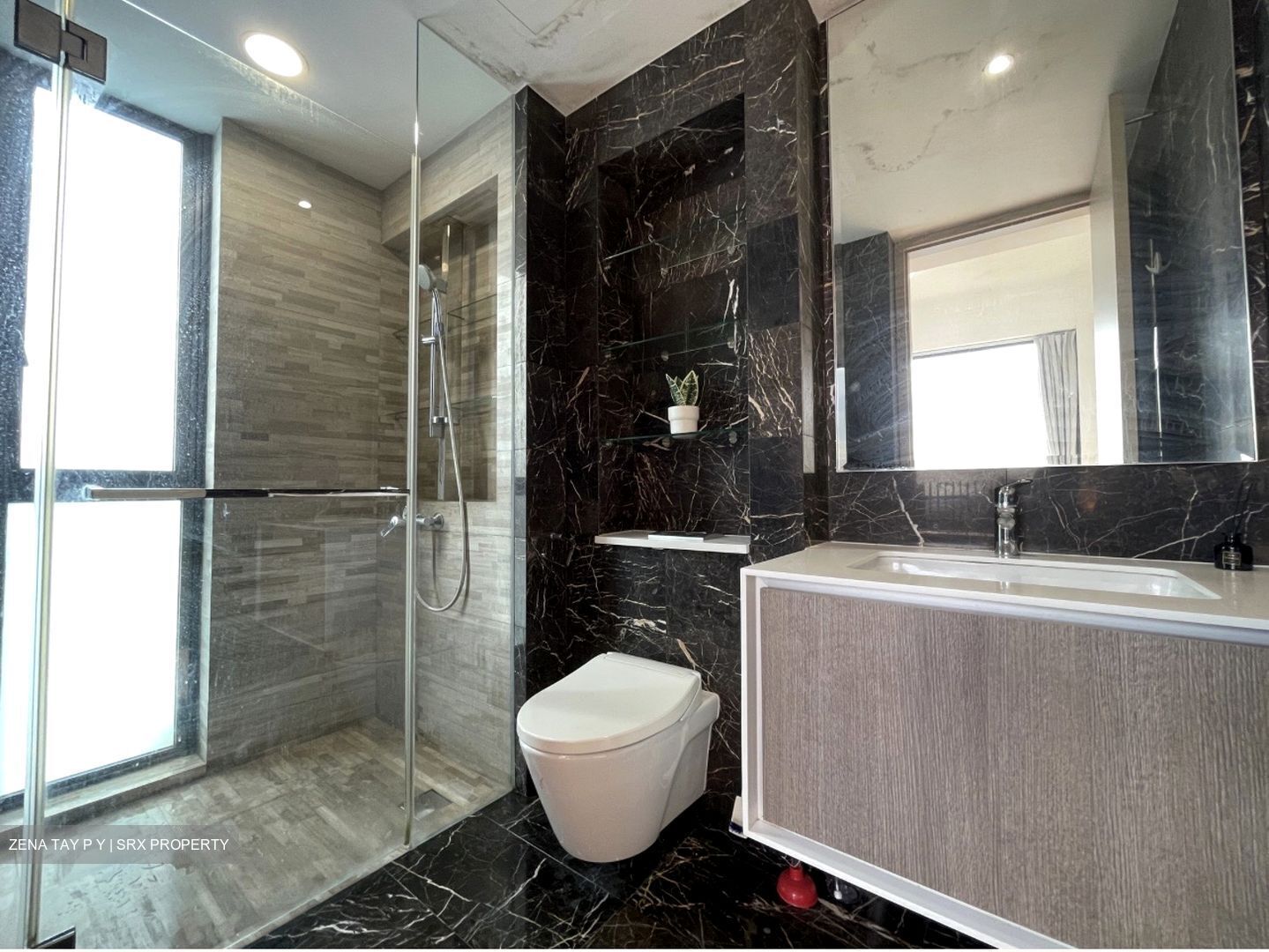 J Gateway (D22), Condominium - For Rent photo 4