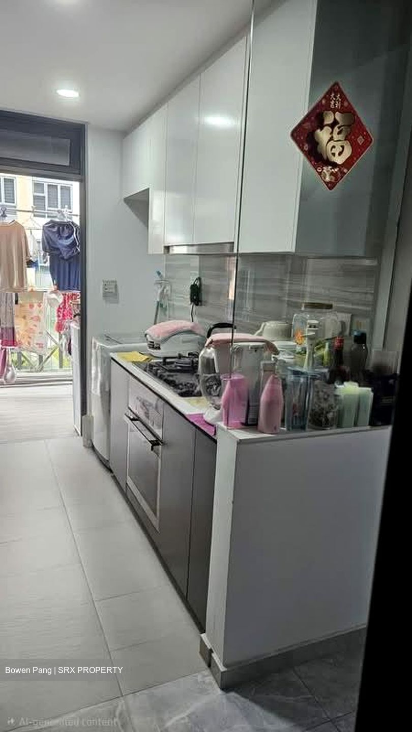 The Brownstone (D27), Condominium - For Sale photo 5