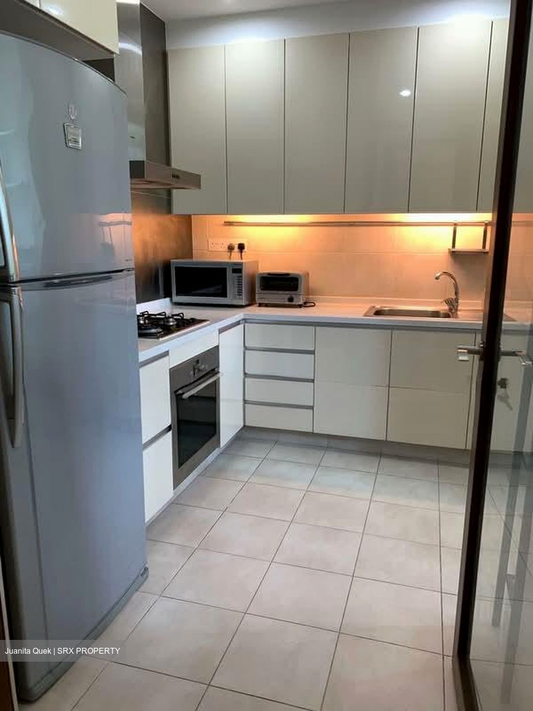 The Cornwall (D10), Condominium - For Rent photo 2