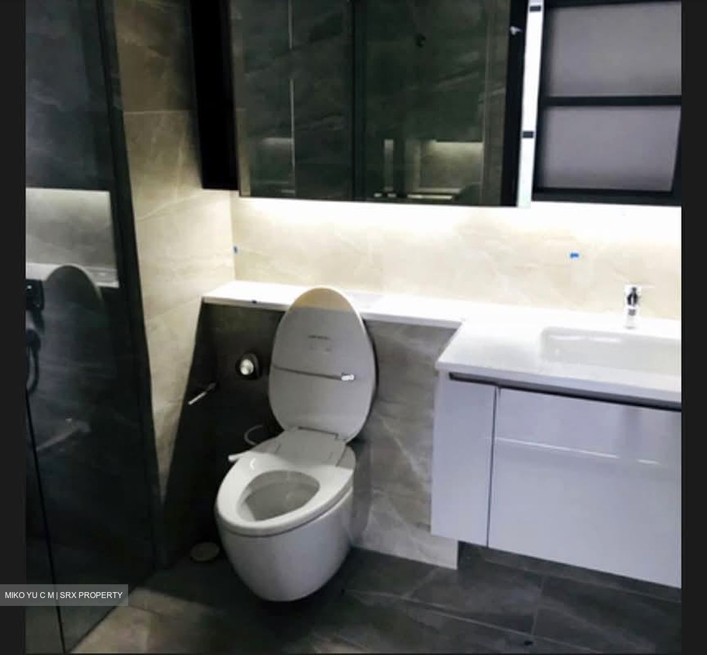 Lake Grande (D22), Condominium - For Rent photo 2