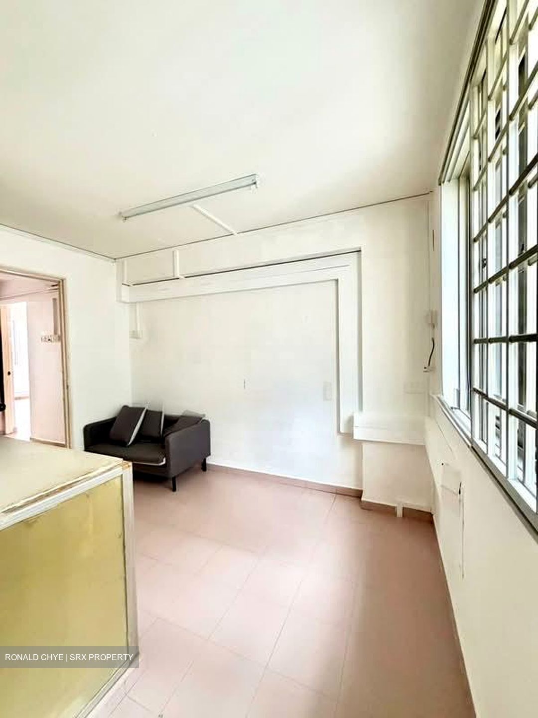 Blk 22 Bukit Ho Swee Court (Bukit Merah), HDB 3 Rooms - For Rent photo 4