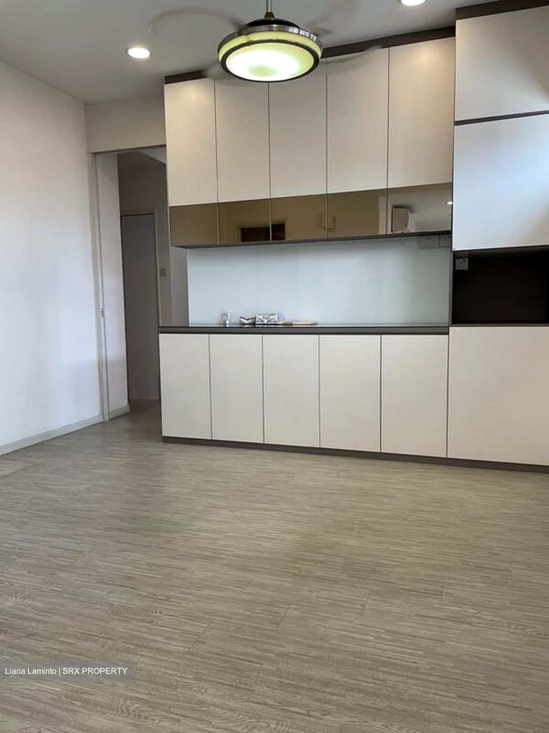 Azalea Park Condominium (D17), Condominium - For Rent photo 3