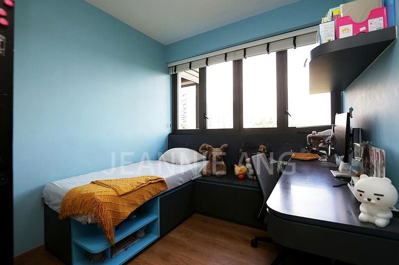 RIVERCOVE RESIDENCES 5