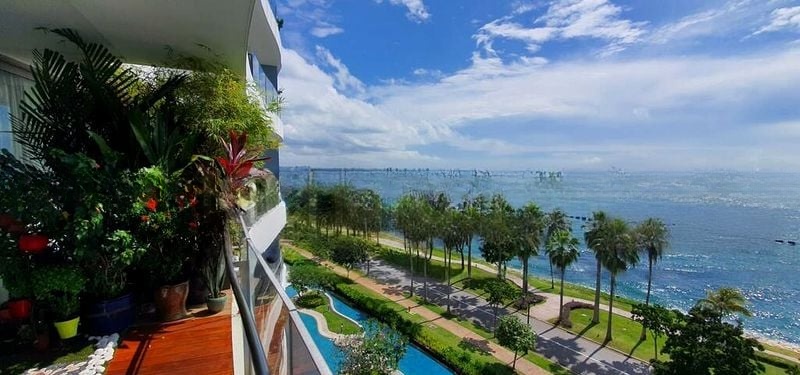 THE COAST AT SENTOSA COVE 13