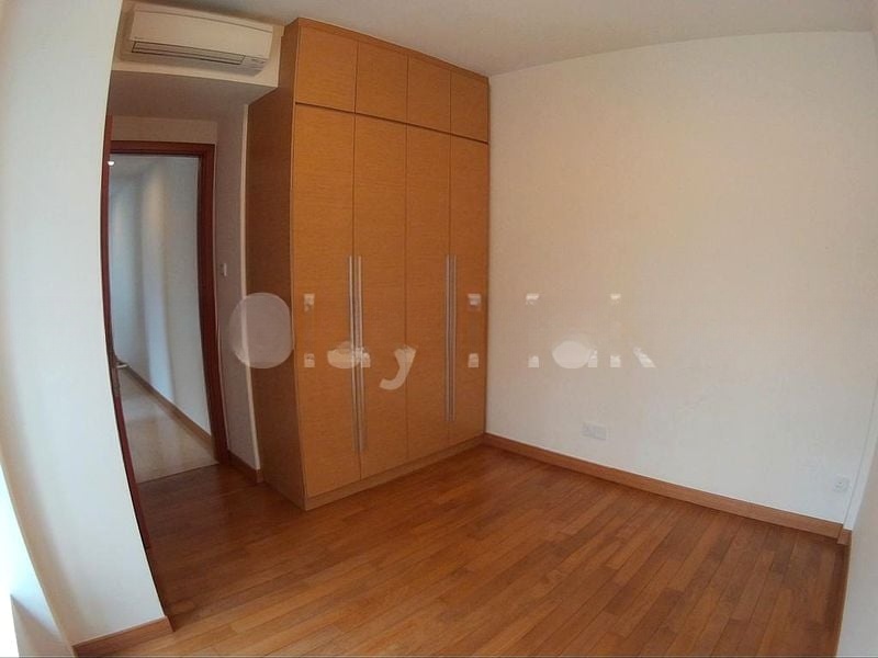 THE BERTH BY THE COVE 7