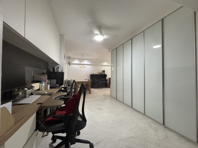 JURONG WEST ST 62 10