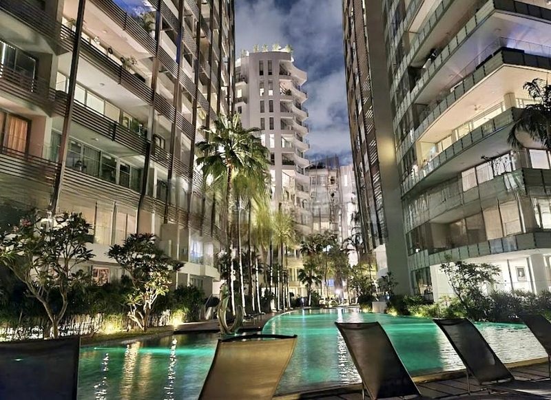 THE OCEANFRONT @ SENTOSA COVE 12