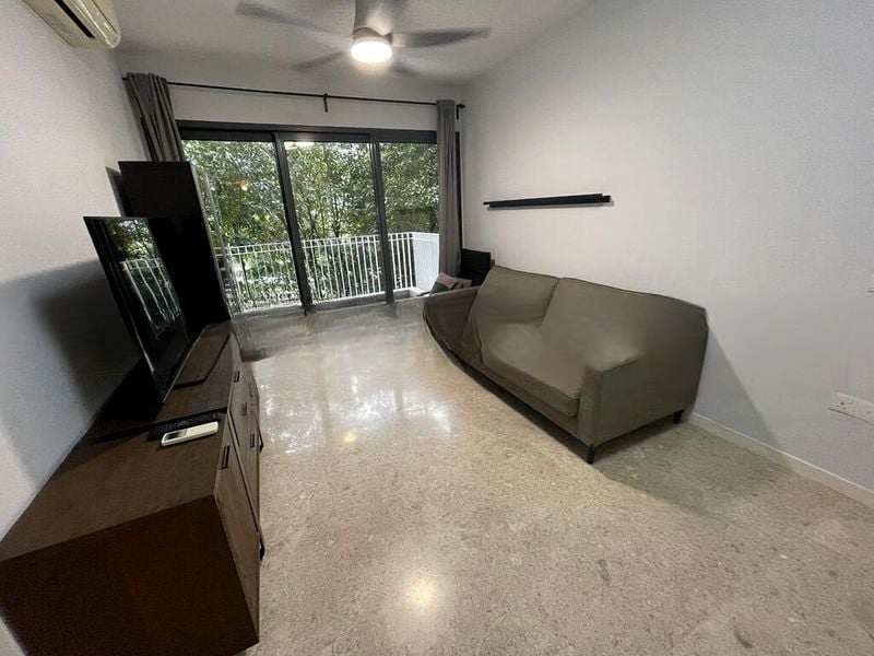 THE LAKEFRONT RESIDENCES 8