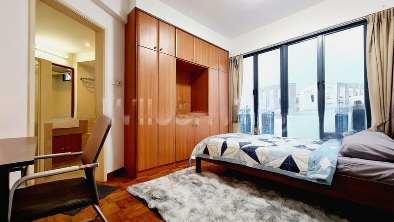 REGENT GROVE 10
