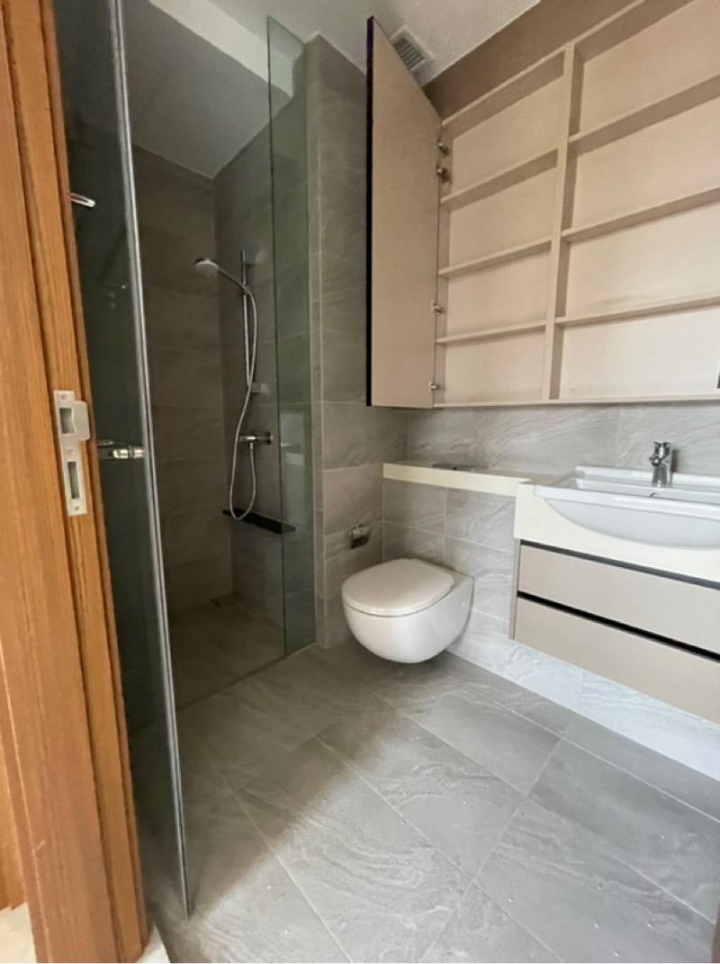 STIRLING RESIDENCES 15