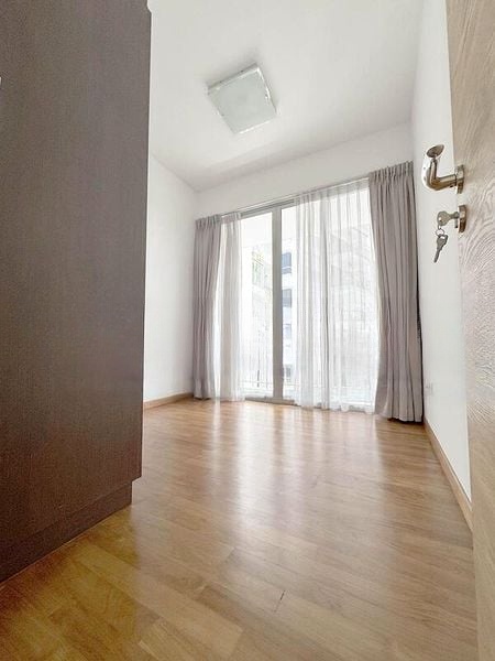 THE PARC CONDOMINIUM 5